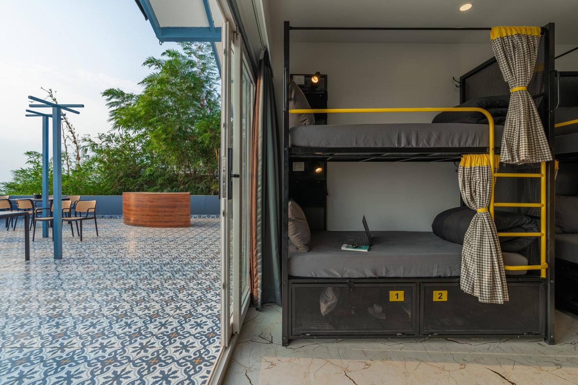 The Hosteller Goa, Mandrem Exterior photo