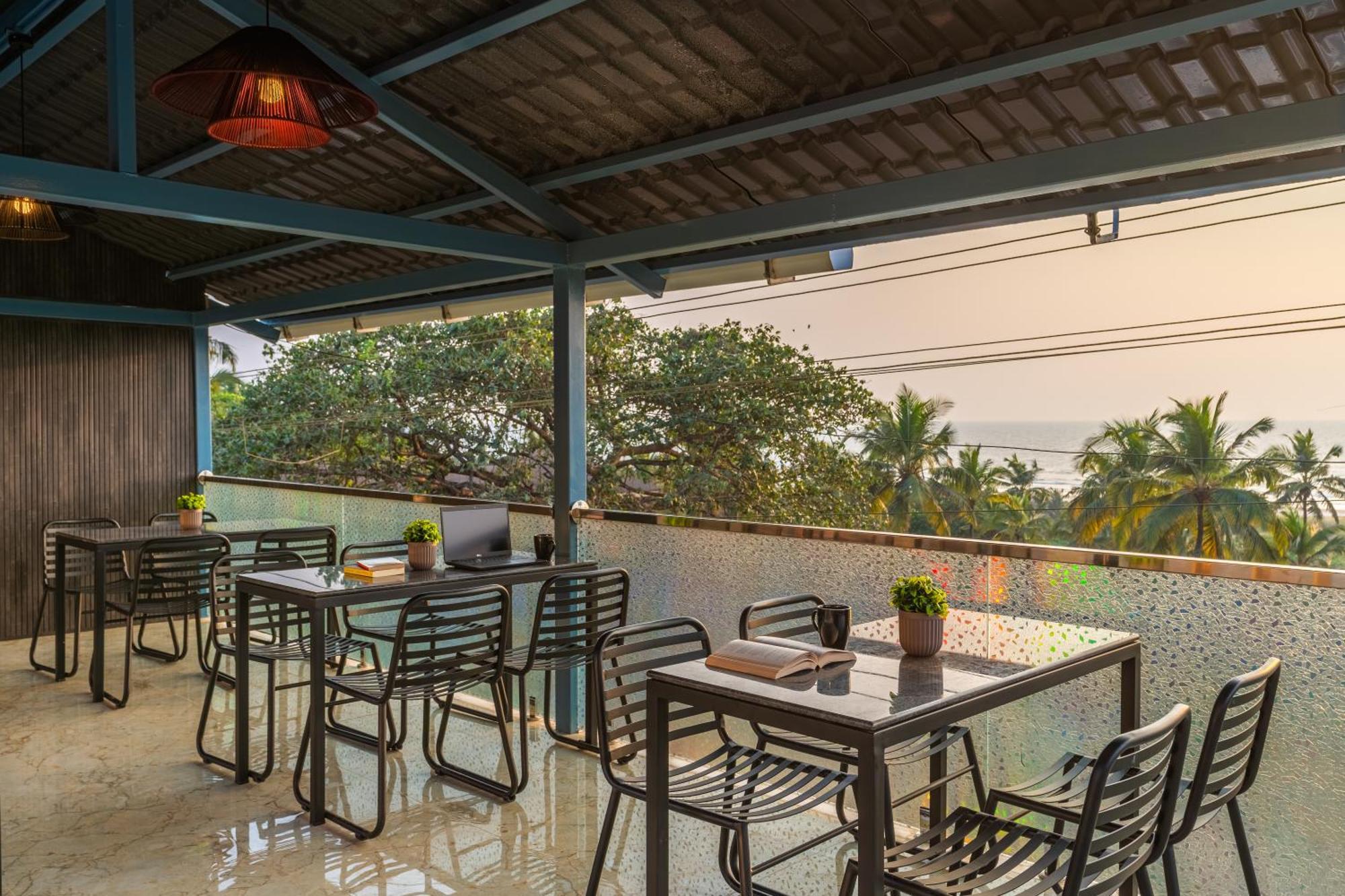 The Hosteller Goa, Mandrem Exterior photo