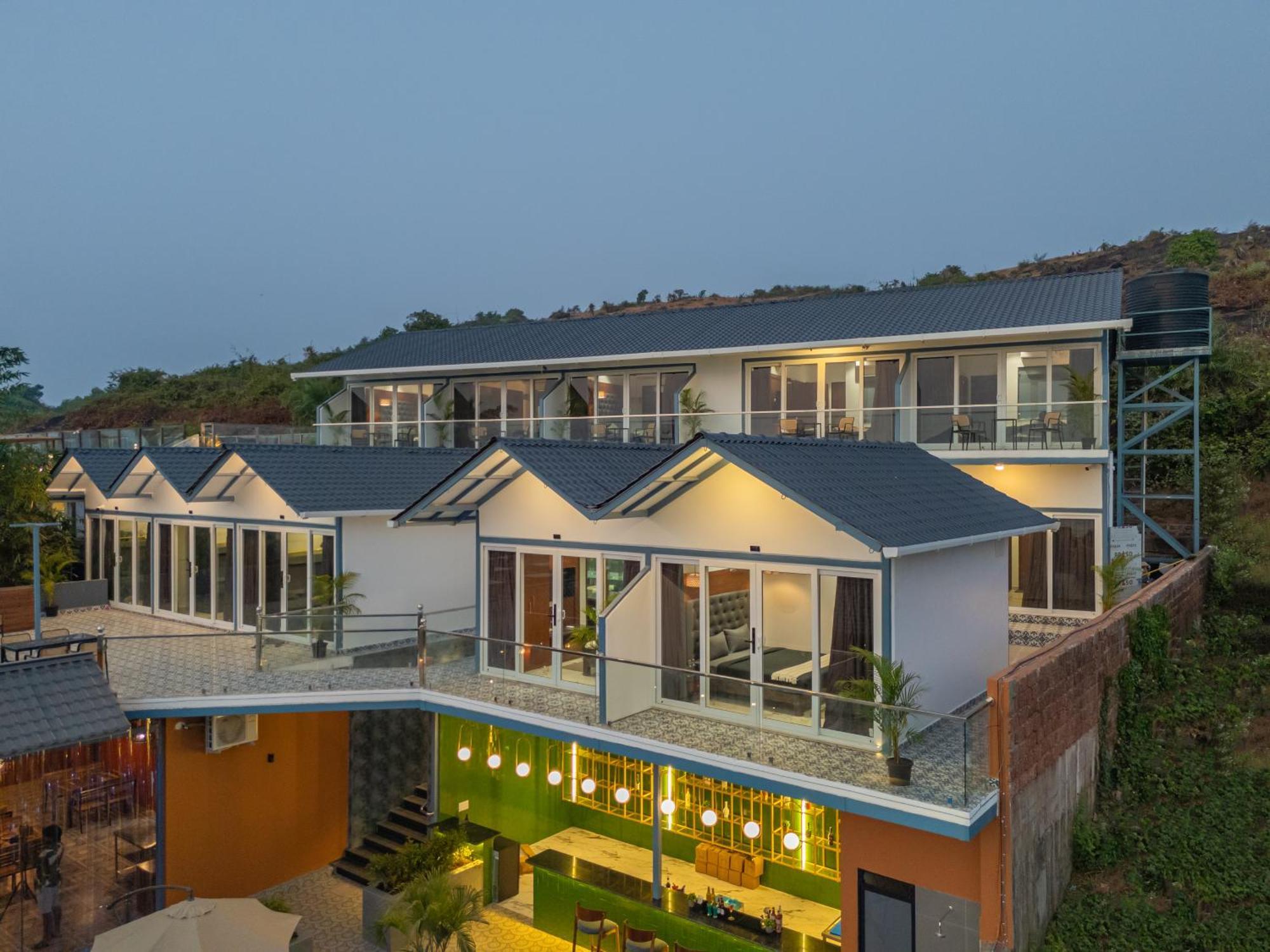 The Hosteller Goa, Mandrem Exterior photo