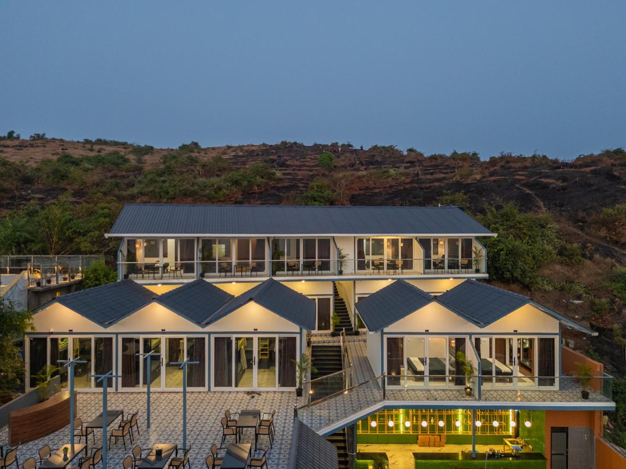 The Hosteller Goa, Mandrem Exterior photo